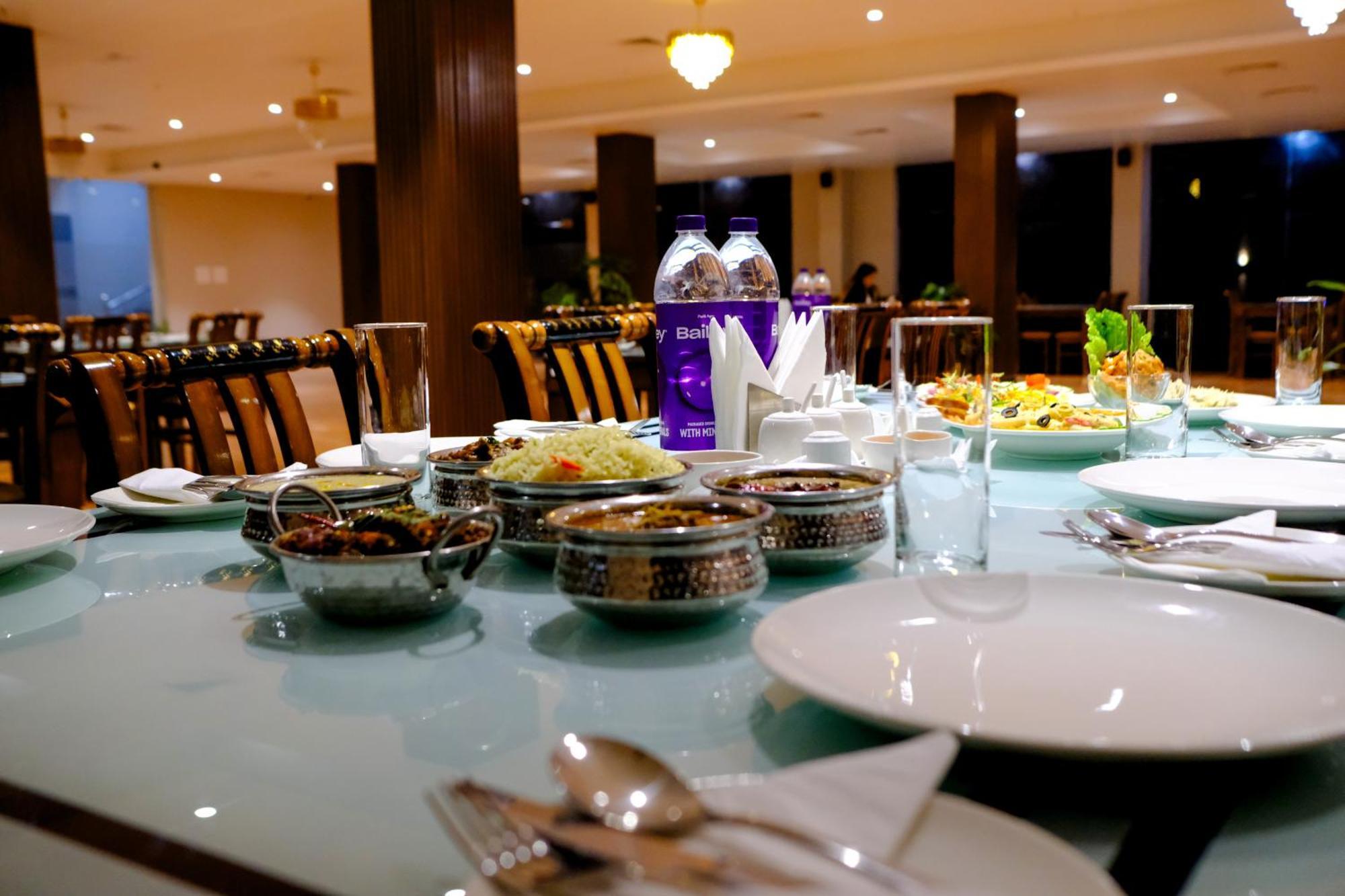 Finn'S Weaver Resort, กาซิรังคา ภายนอก รูปภาพ