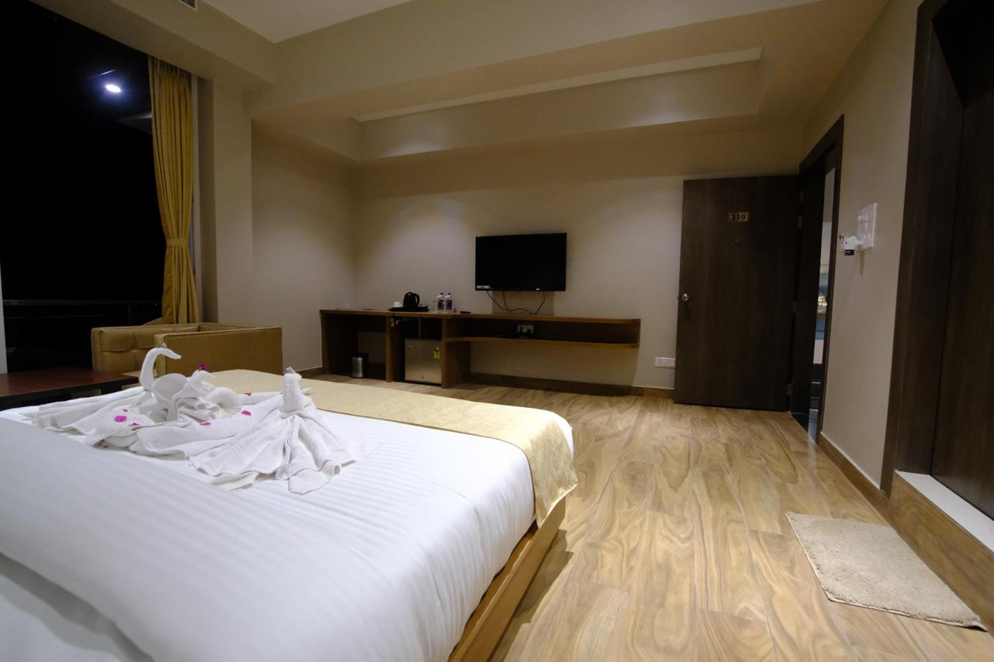 Finn'S Weaver Resort, กาซิรังคา ภายนอก รูปภาพ