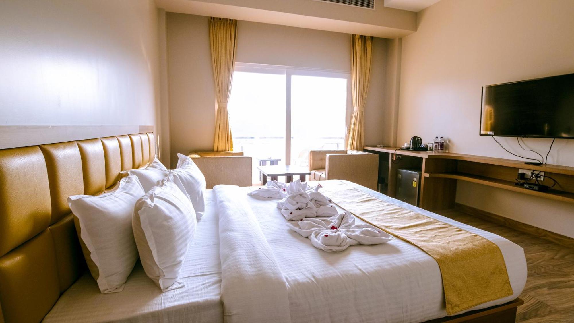 Finn'S Weaver Resort, กาซิรังคา ภายนอก รูปภาพ