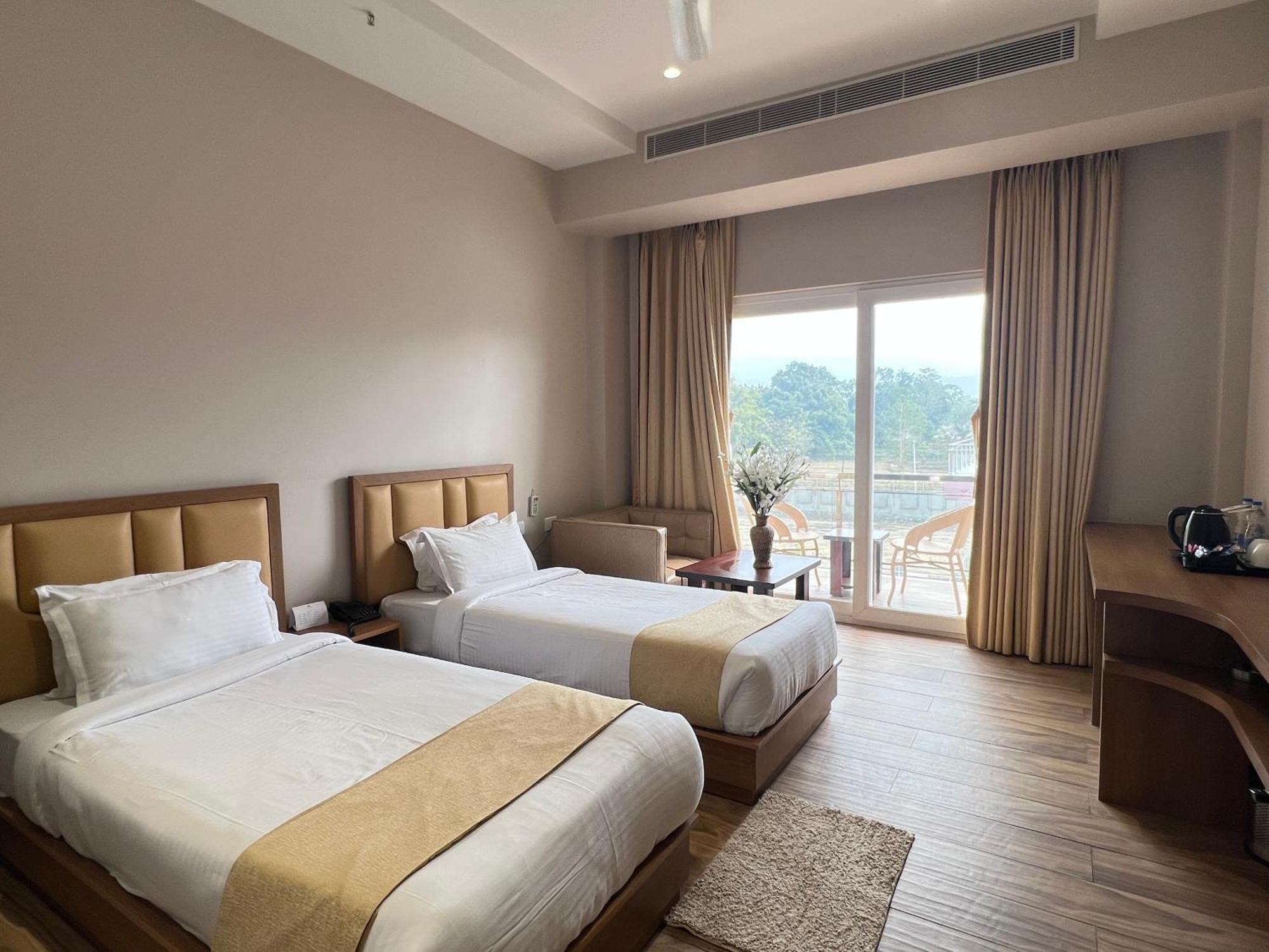 Finn'S Weaver Resort, กาซิรังคา ภายนอก รูปภาพ